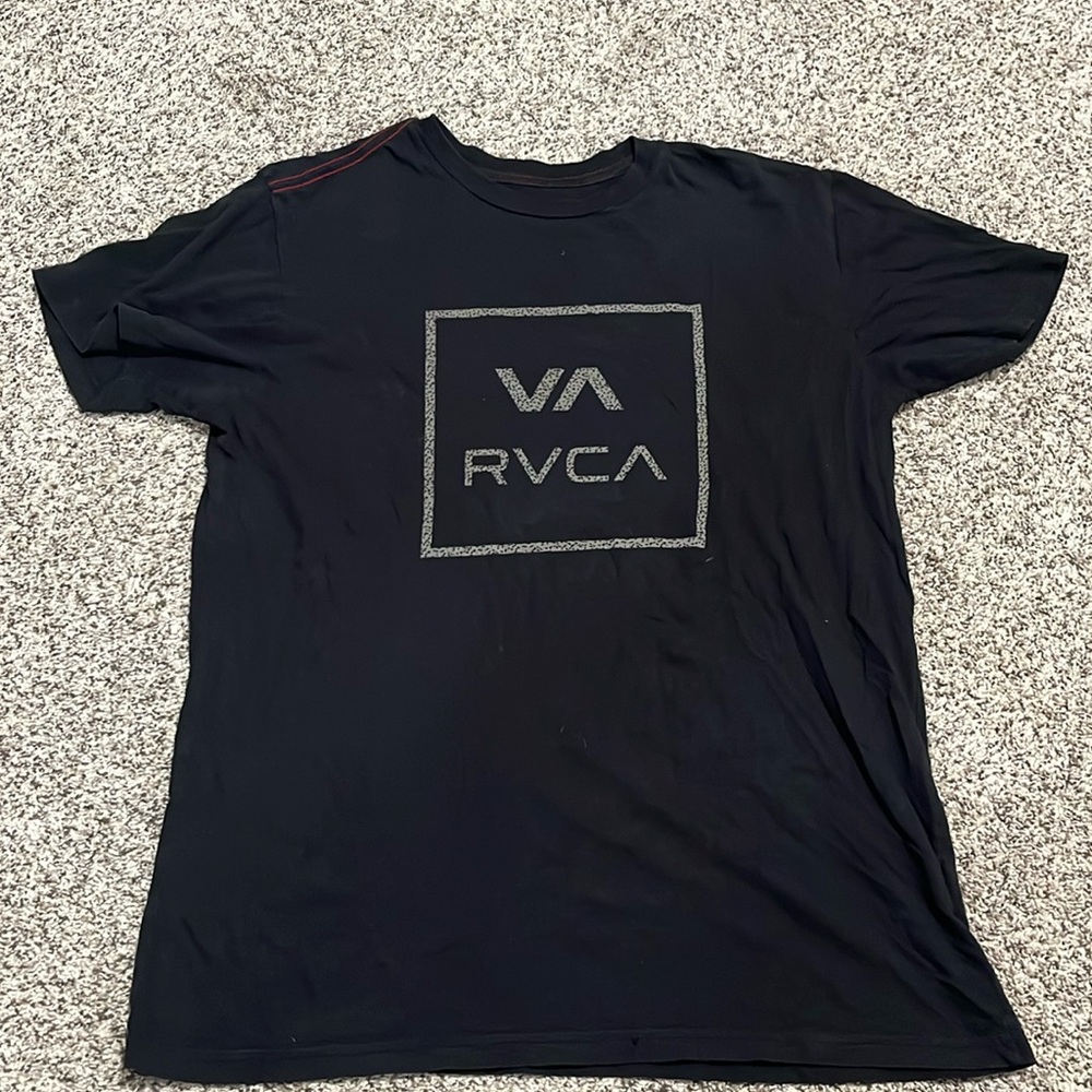 Men’s size large black with red stitching rvca tshirt, very soft